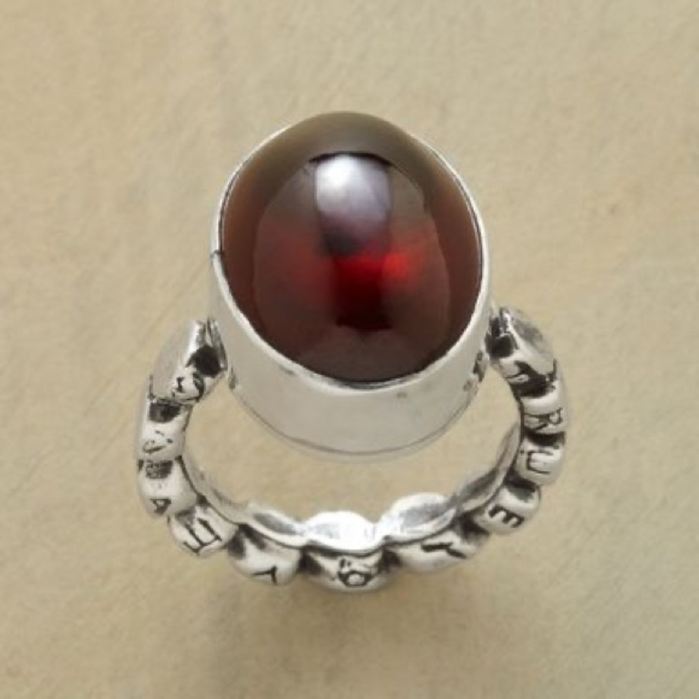 New in box Jes Maharry Beating Heart Ring - 2 Size